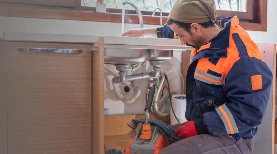 Professional emergency plumbing in California Hot Springs, CA